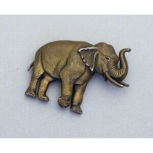Bronze tone elephant vintage brooch made by JJ (C7)